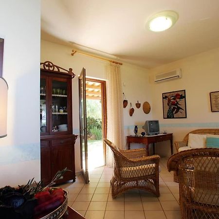 קוסטונאצ'י Villa Levante Vista Mare Cornino מראה חיצוני תמונה